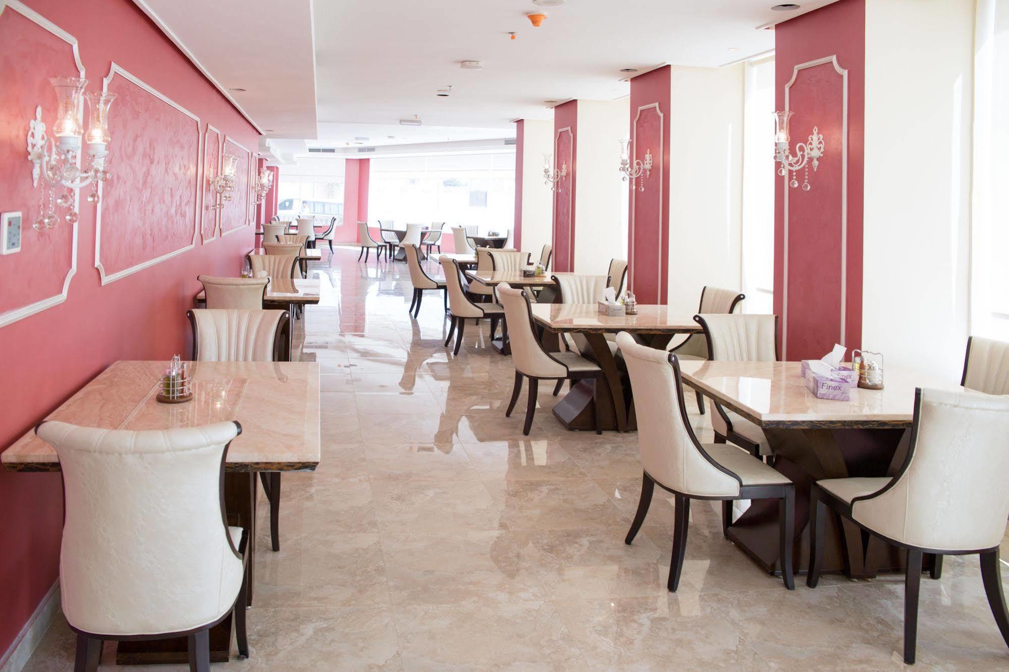 Adams Hotel Kuvait Kültér fotó
