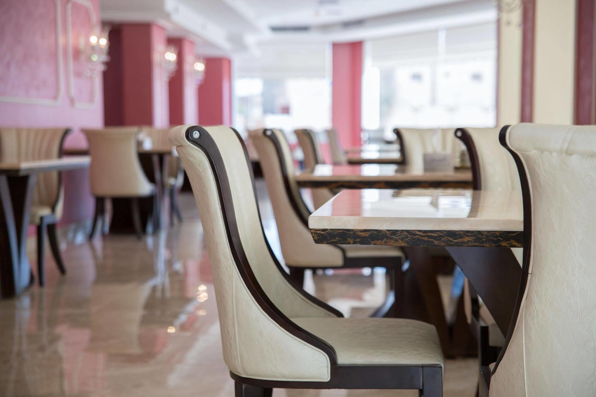 Adams Hotel Kuvait Kültér fotó